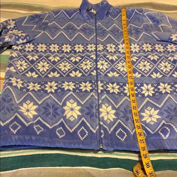 Vintage Snowflake Fleece Jacket - Picture 6 of 9